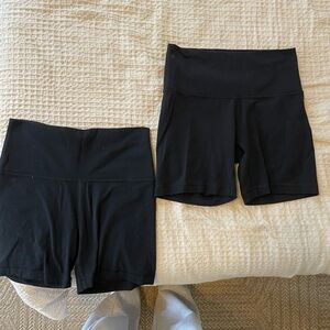 Aritzia biker shorts